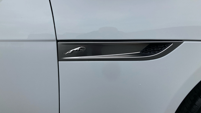 Jaguar F-Type 2.0 P300 R-Dynamic 2dr Auto Petrol Coupe